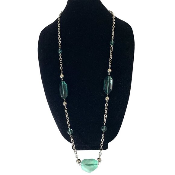 Paparazzi Silver Tone Necklace & Earring Set With Green Faux Gems NWT - Picture 2 of 3